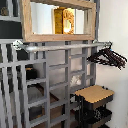 Leone Rénové à 500m De La Appartement