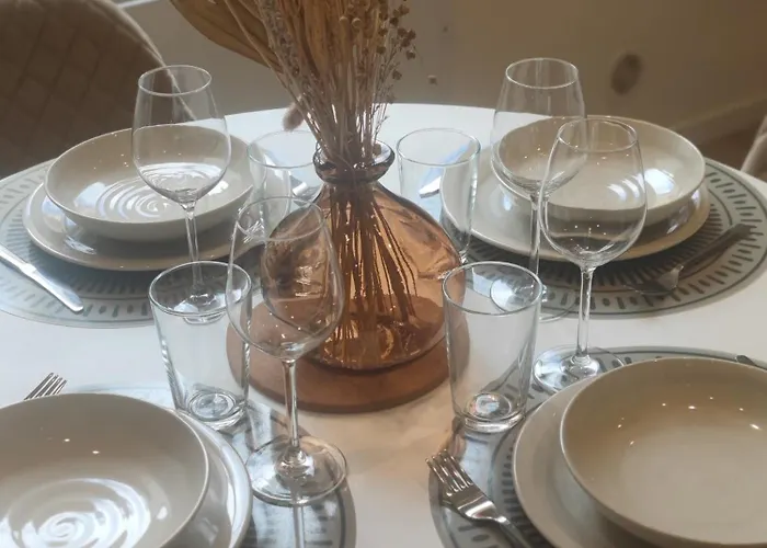 Appartement Leone Rénové à 500m De La *